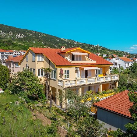 Apartments & Room Jagoda Башка Екстер'єр фото