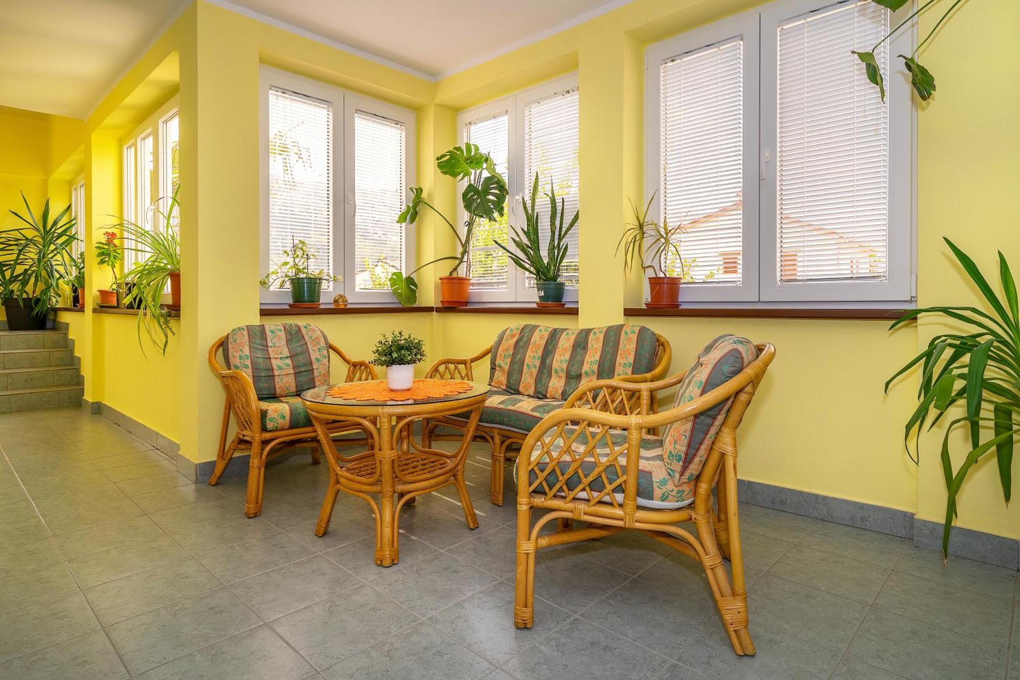 Apartments & Room Jagoda Башка Екстер'єр фото