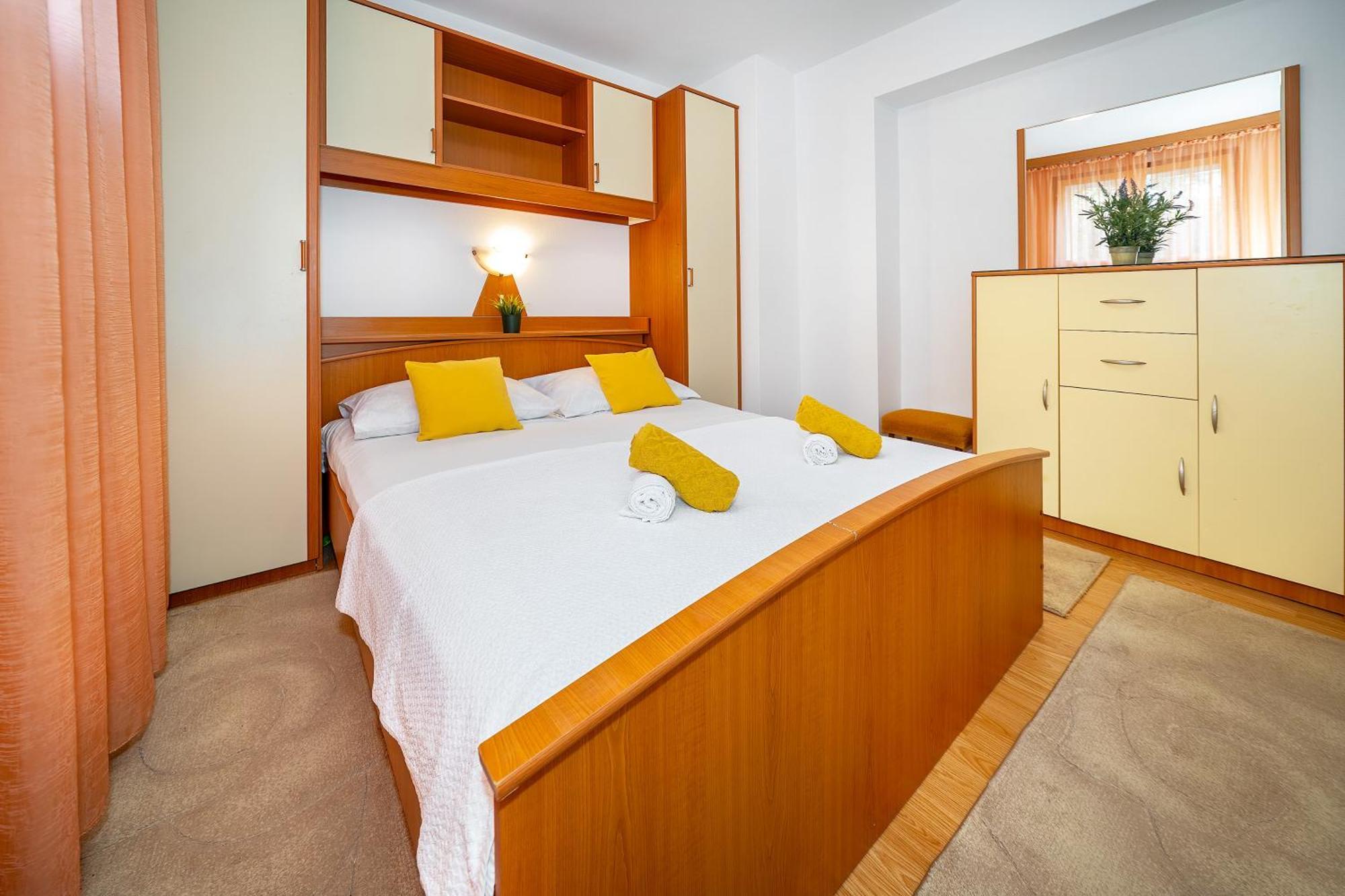 Apartments & Room Jagoda Башка Екстер'єр фото