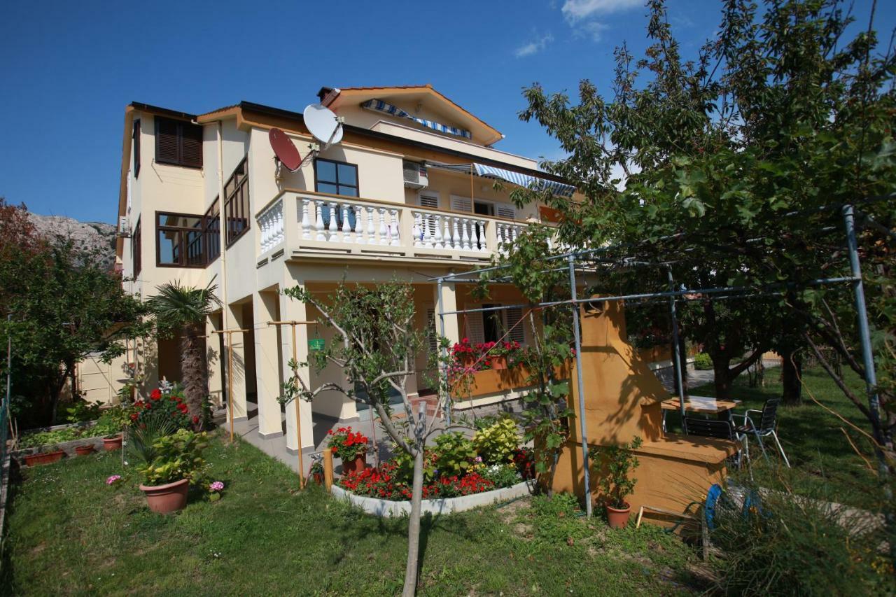 Apartments & Room Jagoda Башка Екстер'єр фото
